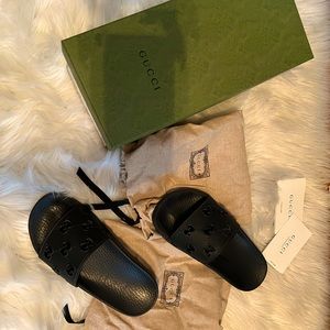 Black Gucci Pool Slides